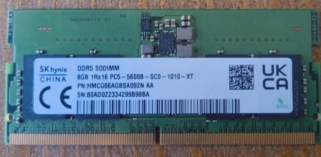 Оперативная память SK Hynix 8 ГБ DDR5-5600 SODIMM 1
