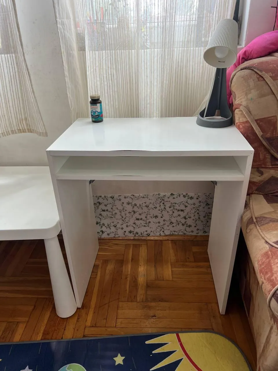 Стол IKEA 65x40 1