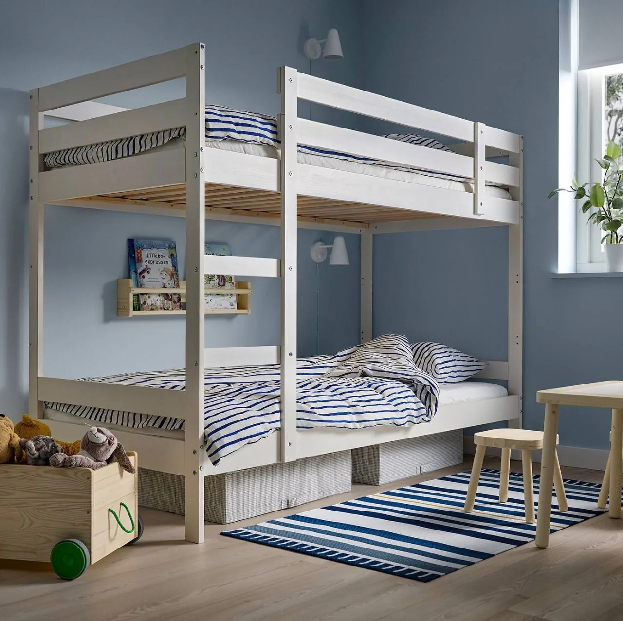 Двухэтажная кровать IKEA Mydal 90x200 1