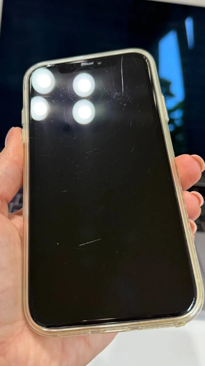 iPhone 11 128GB 4