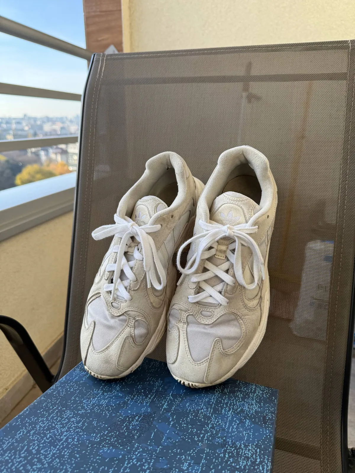 Кроссовки Adidas Yung-1 размер 42 2