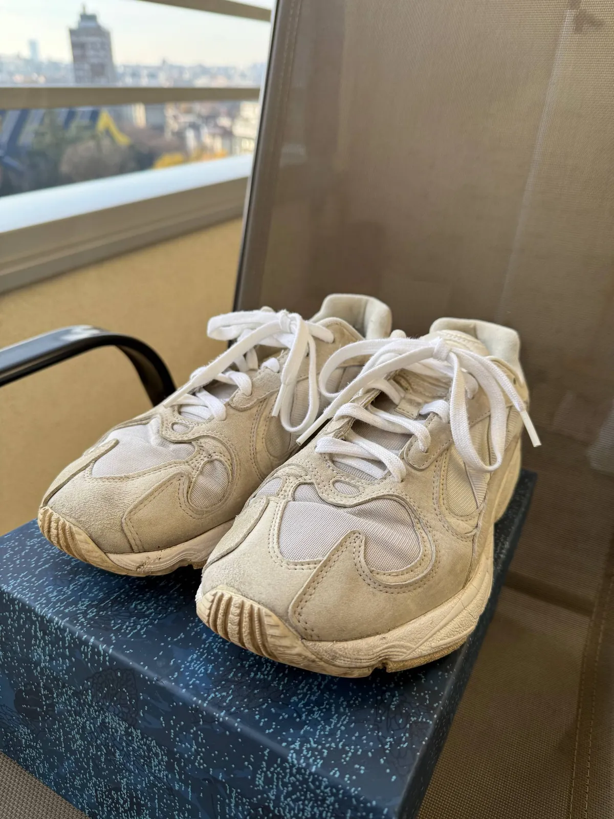 Кроссовки Adidas Yung-1 размер 42 6