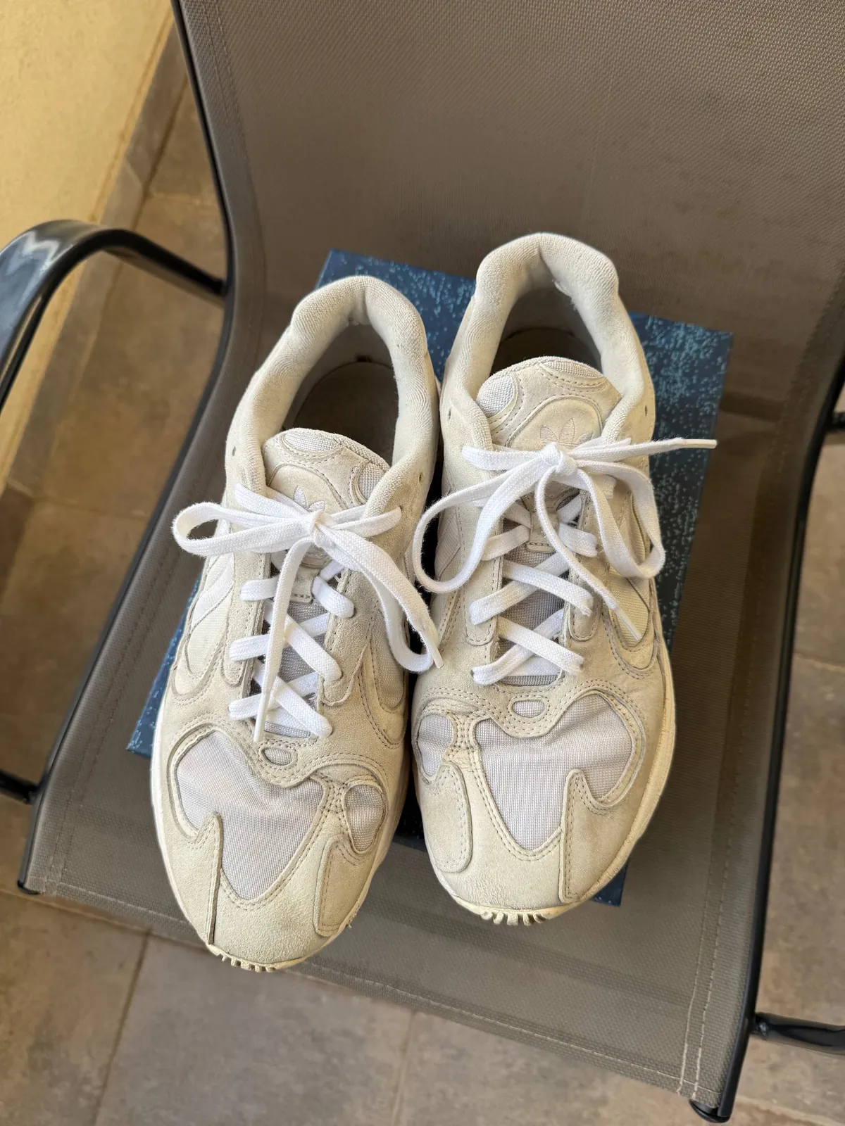 Кроссовки Adidas Yung-1 размер 42 1
