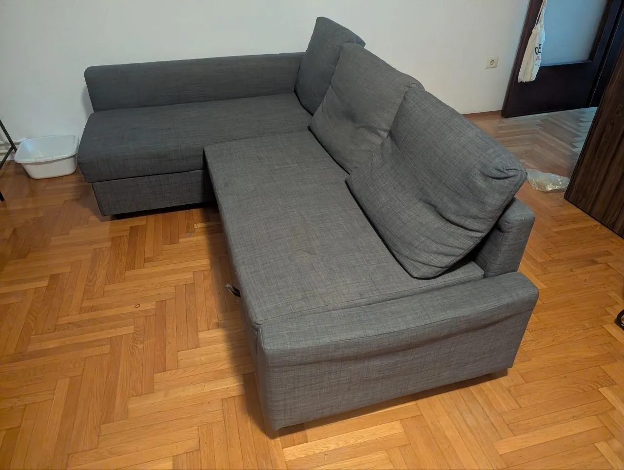Диван IKEA FRIHETEN раскладной серый 1
