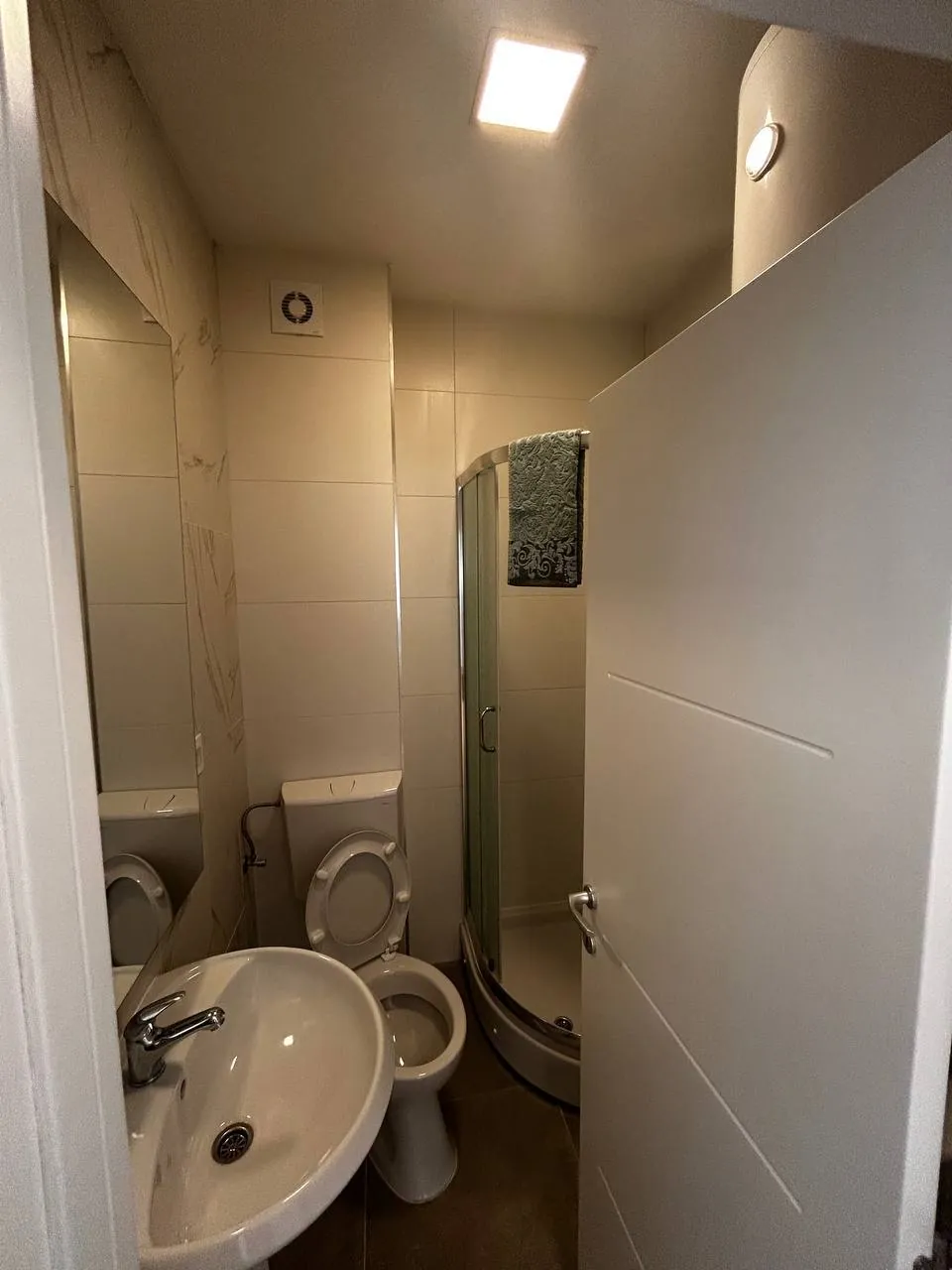 Аренда полуторки Вишница Белград 33 кв.м 4