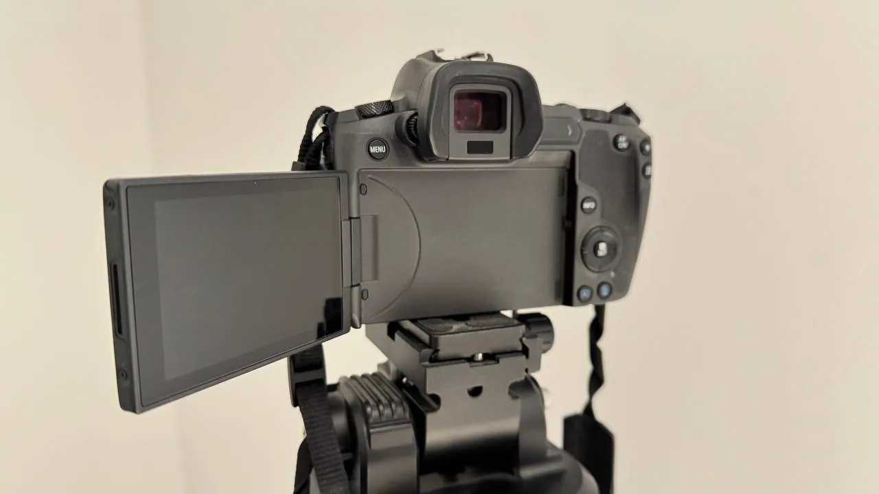 Canon EOS R объектив 35 мм 3