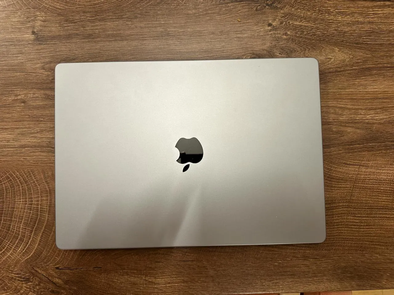 MacBook Pro 16 2021 и iMac 27 Retina 5K 1