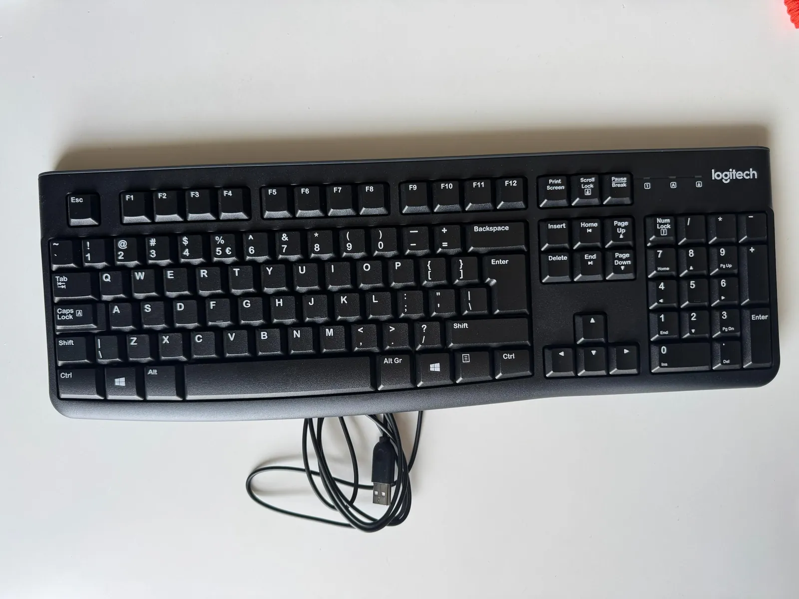 Клавиатура Logitech новая 1