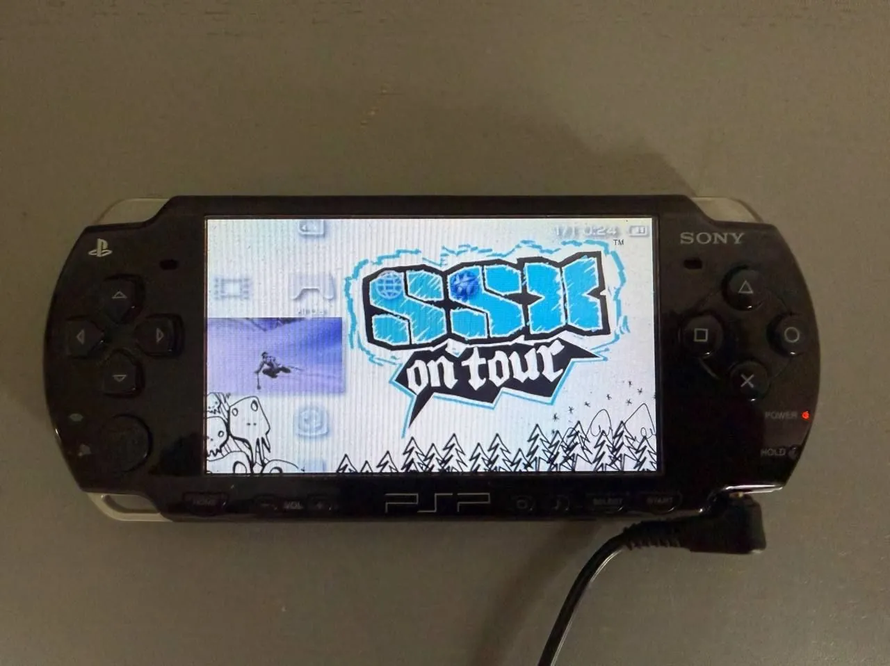 Игровая консоль PSP 2000 с комплектом 1