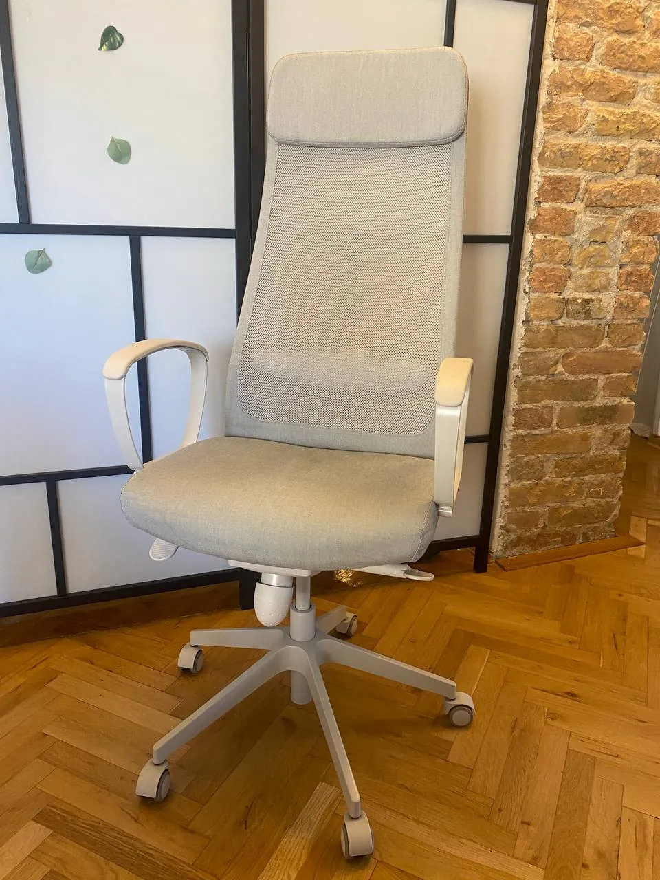 Стул IKEA MARKUS 2