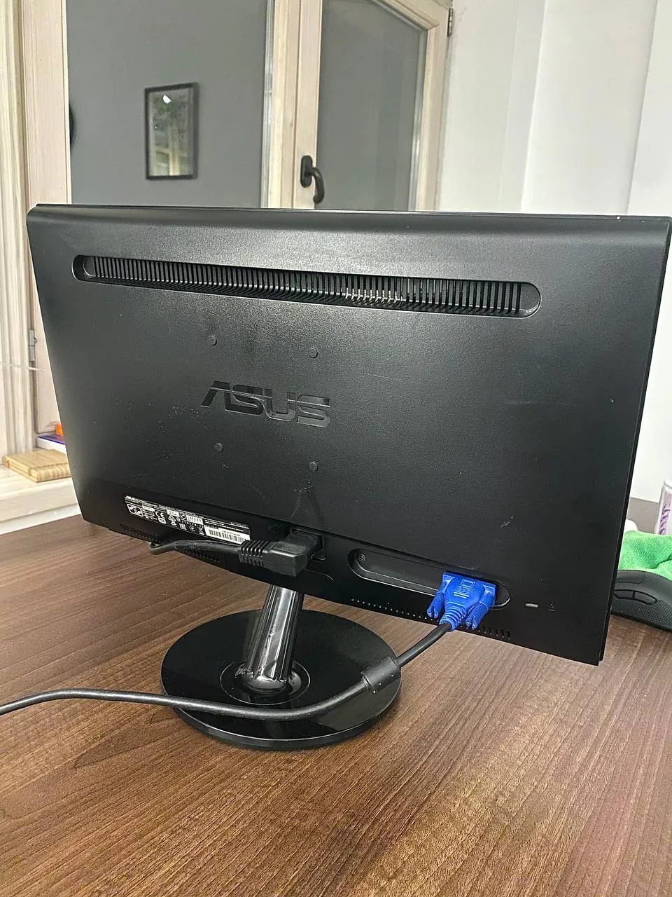 Монитор ASUS VS197DE 18.5 дюймов 2