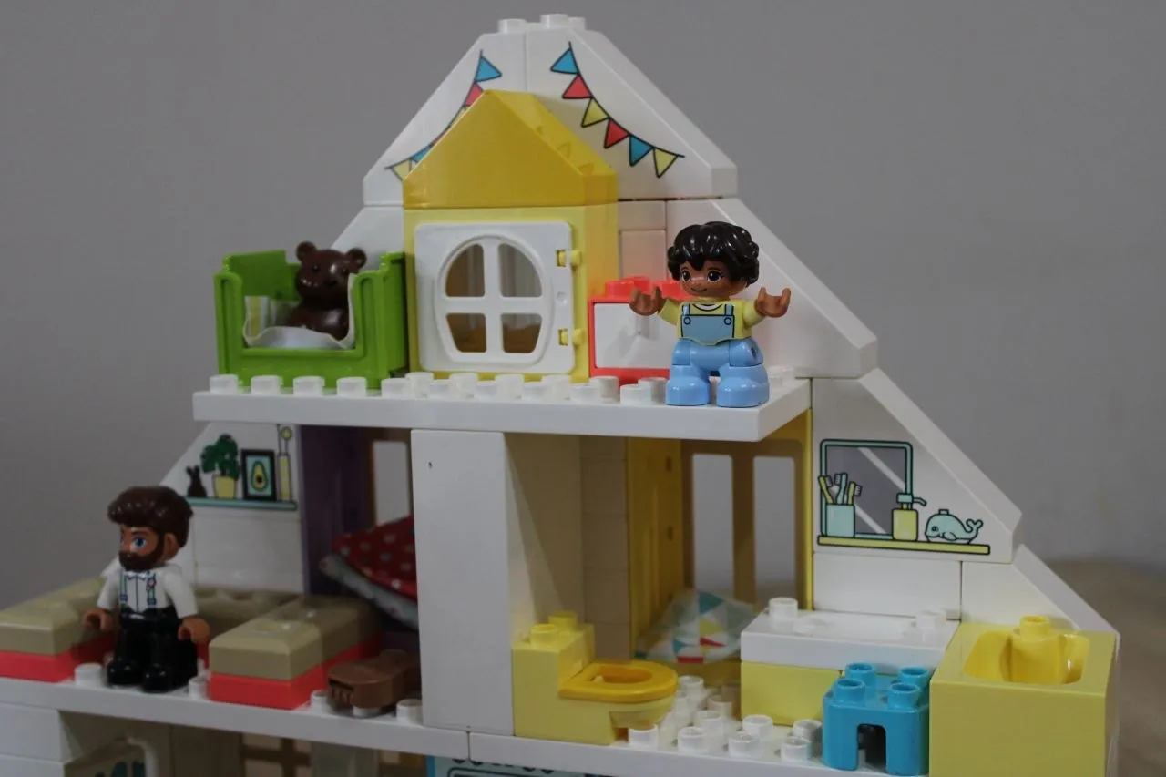 Модульный домик Lego 3