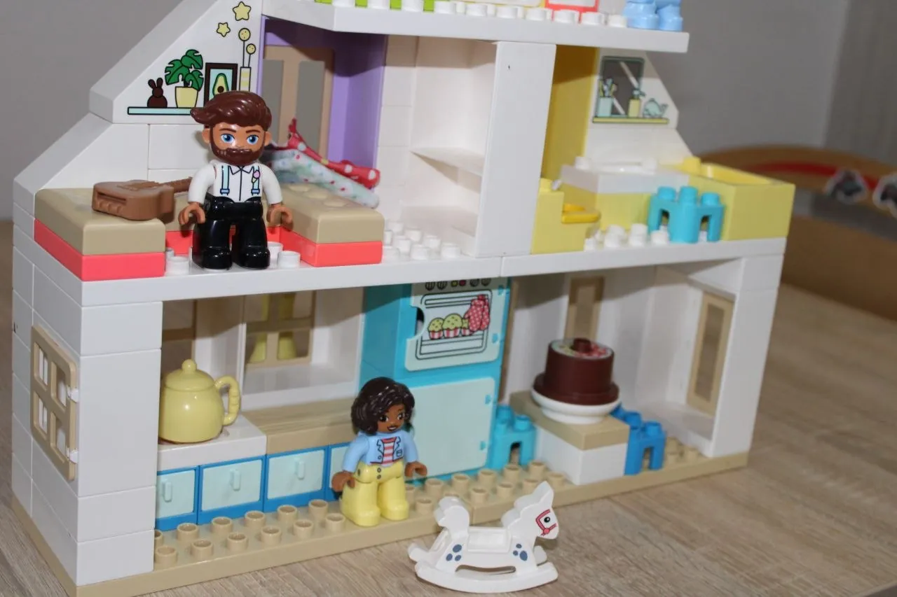 Модульный домик Lego 2