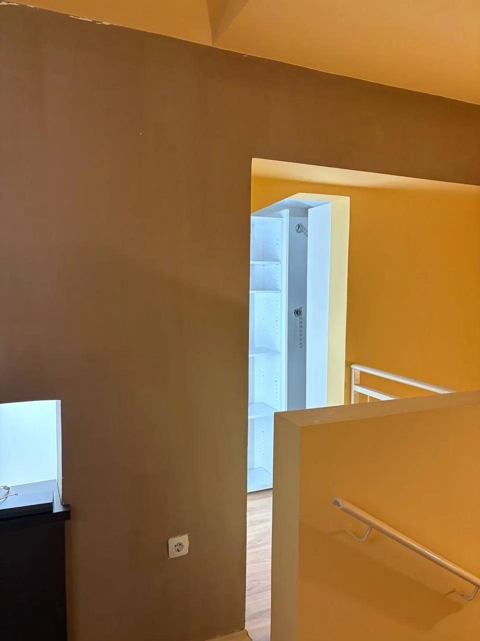 Продажа квартиры-дуплекса 58 м2 Кирешка 9