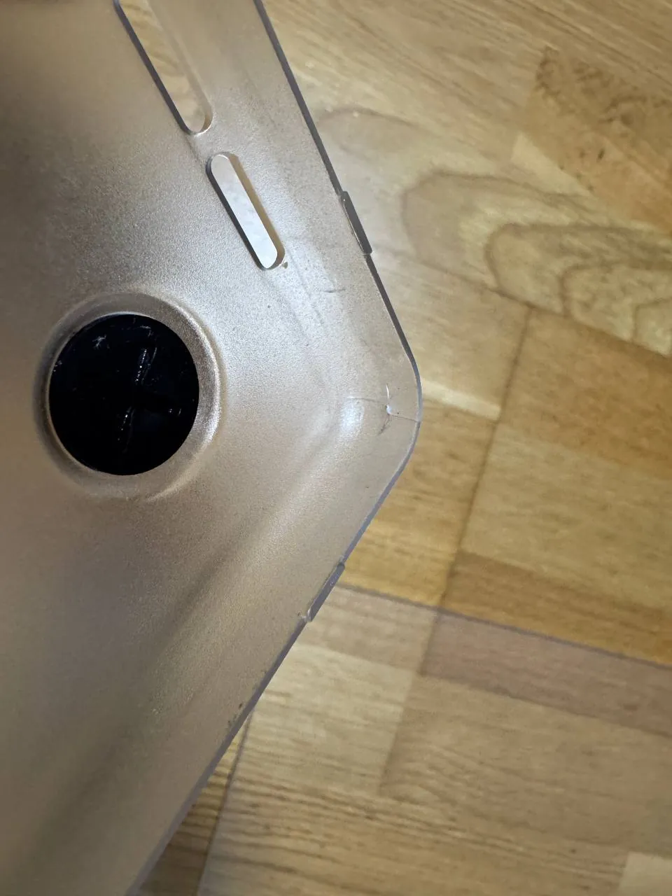 Бампер для MacBook Pro 14 2023 3