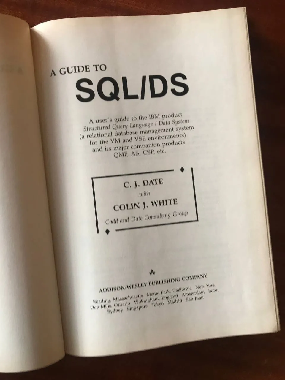 Книга A Guide to SQL DS 1