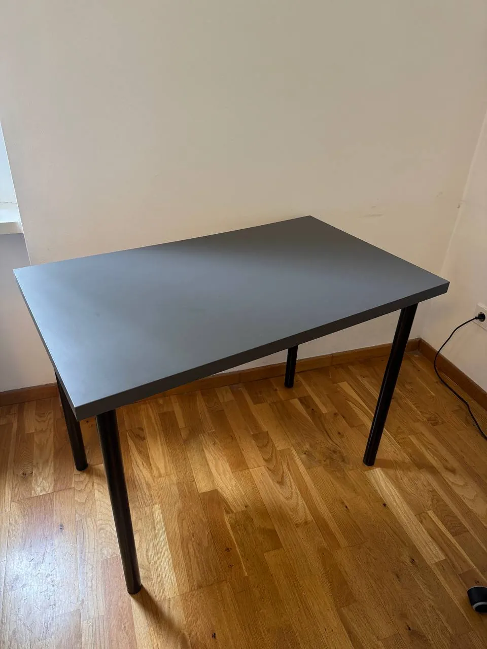 Стул IKEA Markus и стол 2