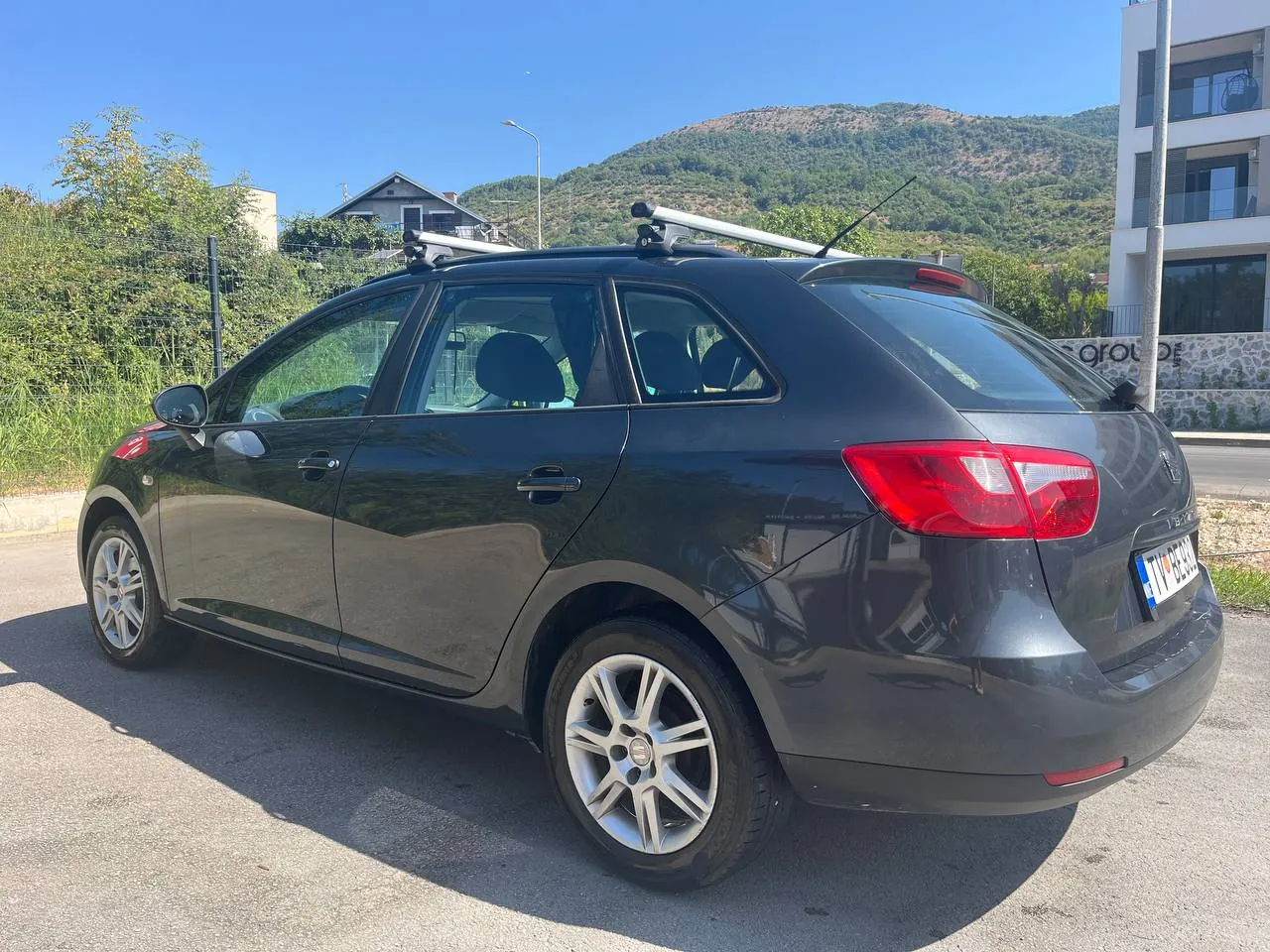 Seat Ibiza 1.2 TDI дизель механика 5