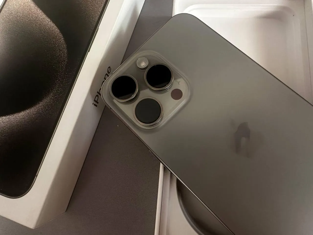 iPhone 15 Pro Max 256GB 3