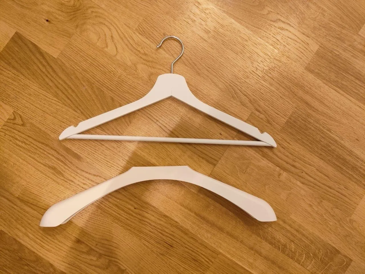 Деревянные вешалки IKEA BUMERANG и HANGA 2