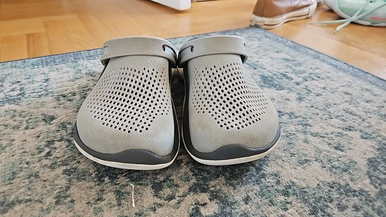 Серые кроксы Crocs LiteRide 360 размер 41 1