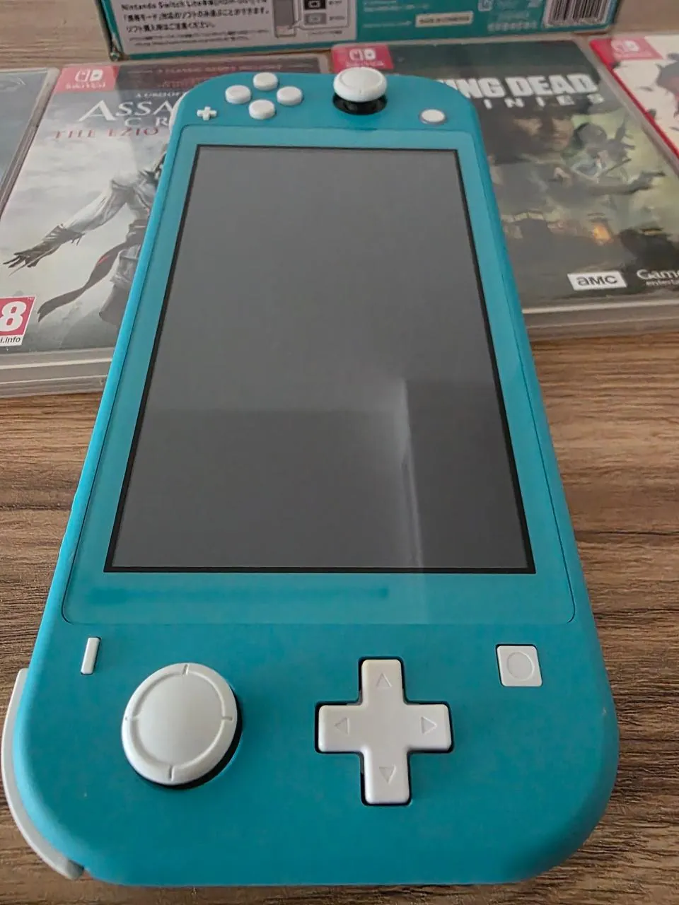 Nintendo Switch Lite с 10 играми 6