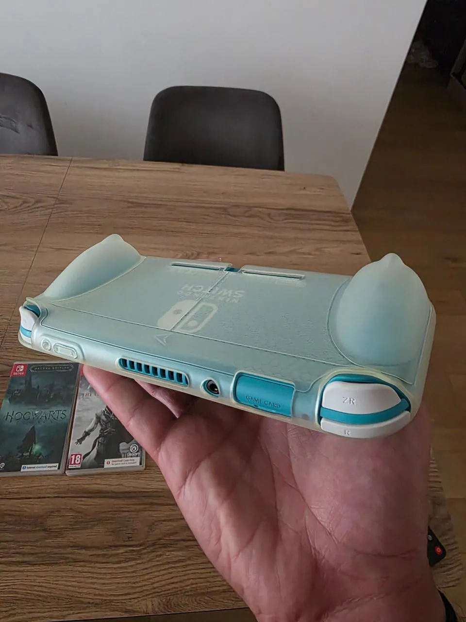 Nintendo Switch Lite с 10 играми 2