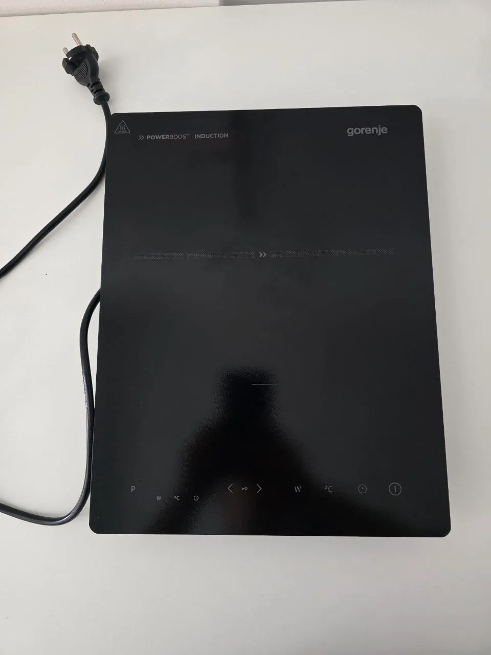 Мини печь Hisense и индукционная панель Gorenje 4