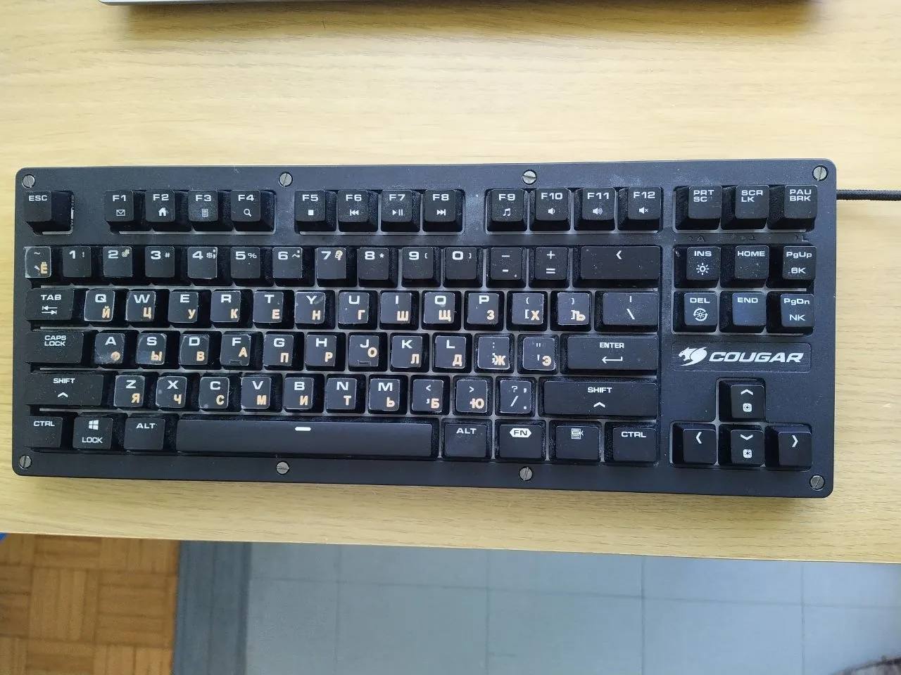 Клавиатура Cougar Puri TKL на запчасти 1