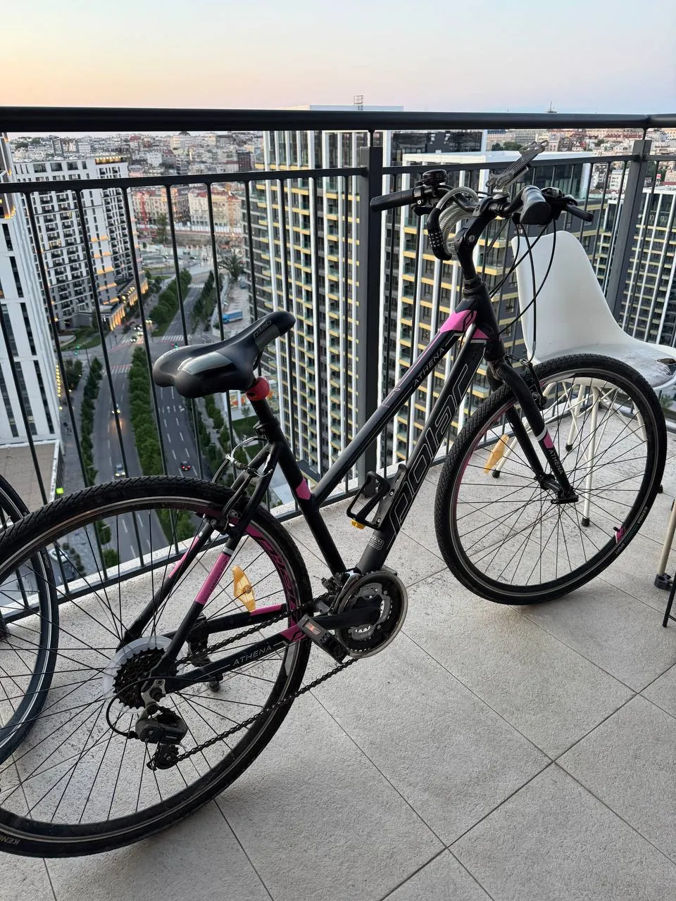 Женский велосипед Polar Athena 28 1