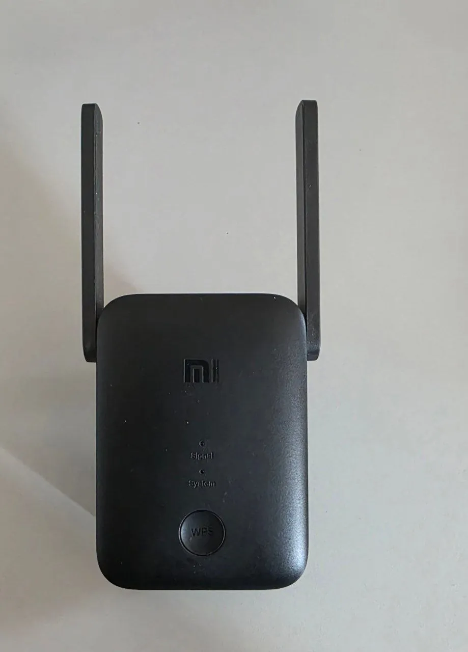 Репитер Wi-Fi Mi Range Extender AC1200 2