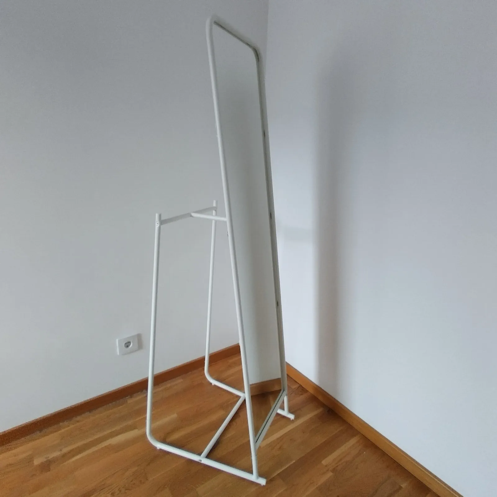 Зеркало IKEA KNAPPER 1