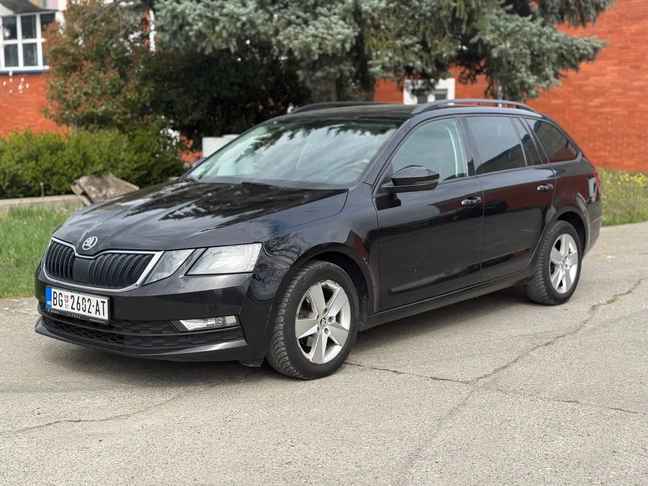 Skoda Octavia Combi 2019 1.6 TDI 1