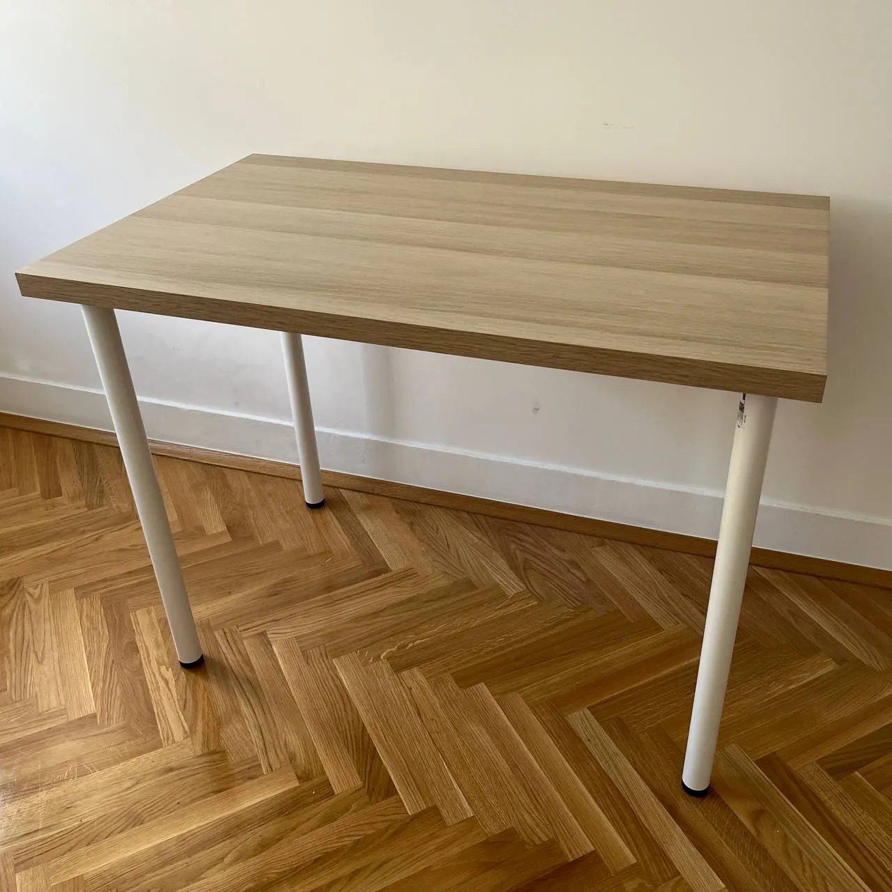 Офисное кресло IKEA RENBERGET и стол LINNMON 3