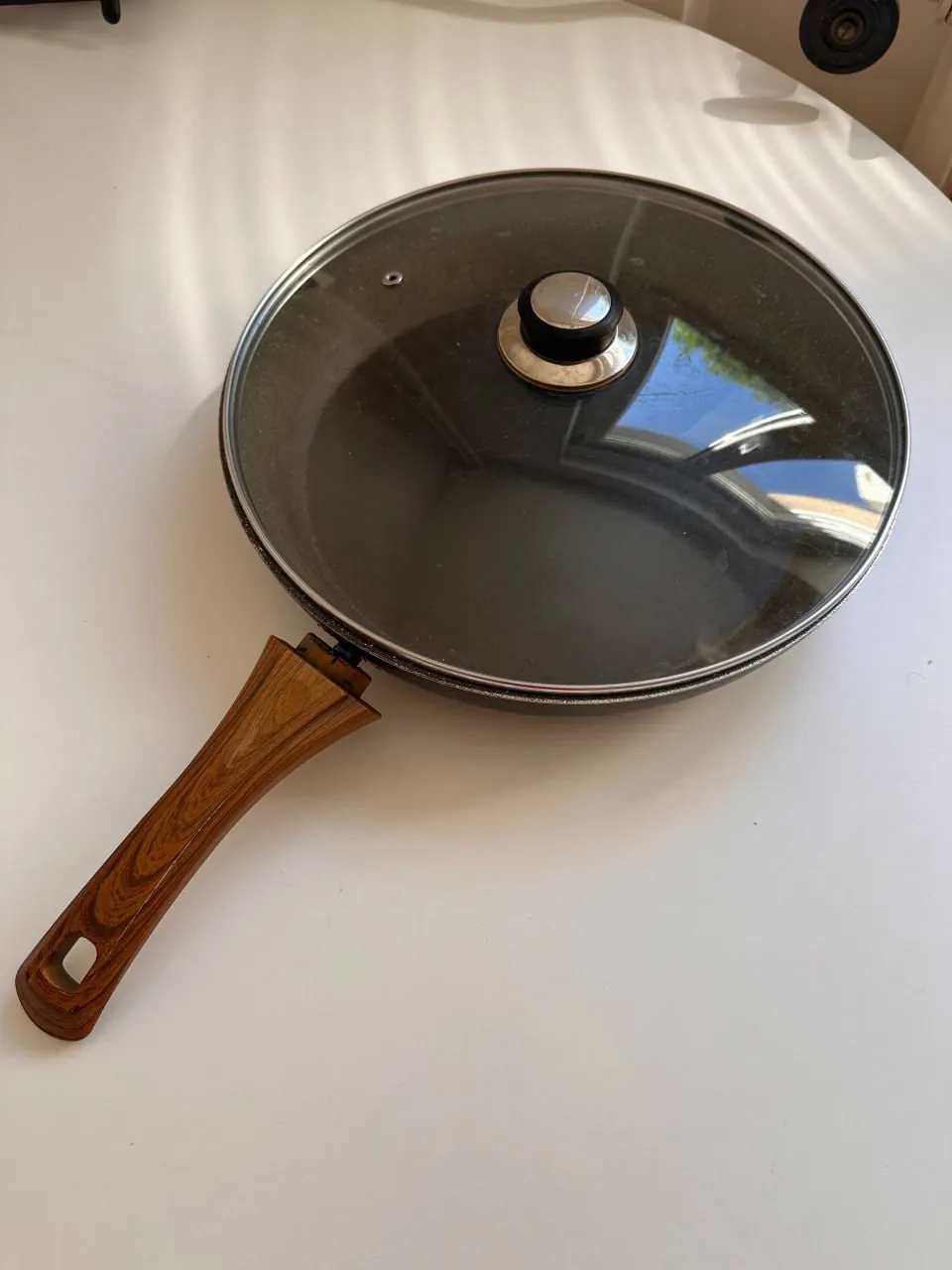 Сковороды Tefal Bonera крышка и подушка 5