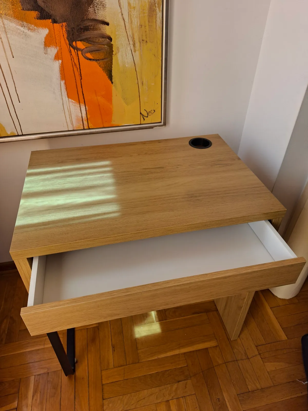 Стол IKEA MICKE 2
