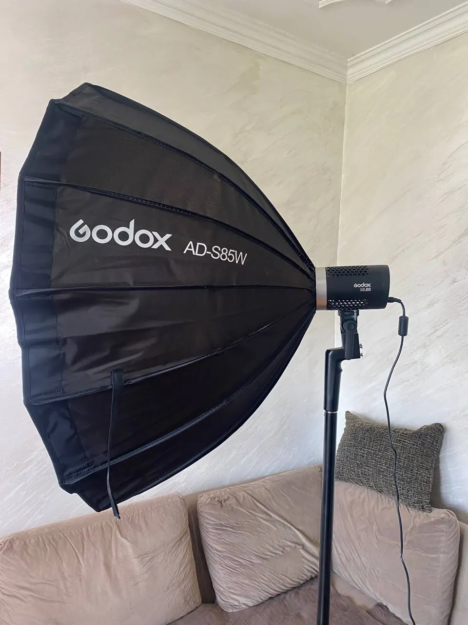 Студийный свет Godox ML60 с софтбоксом 1