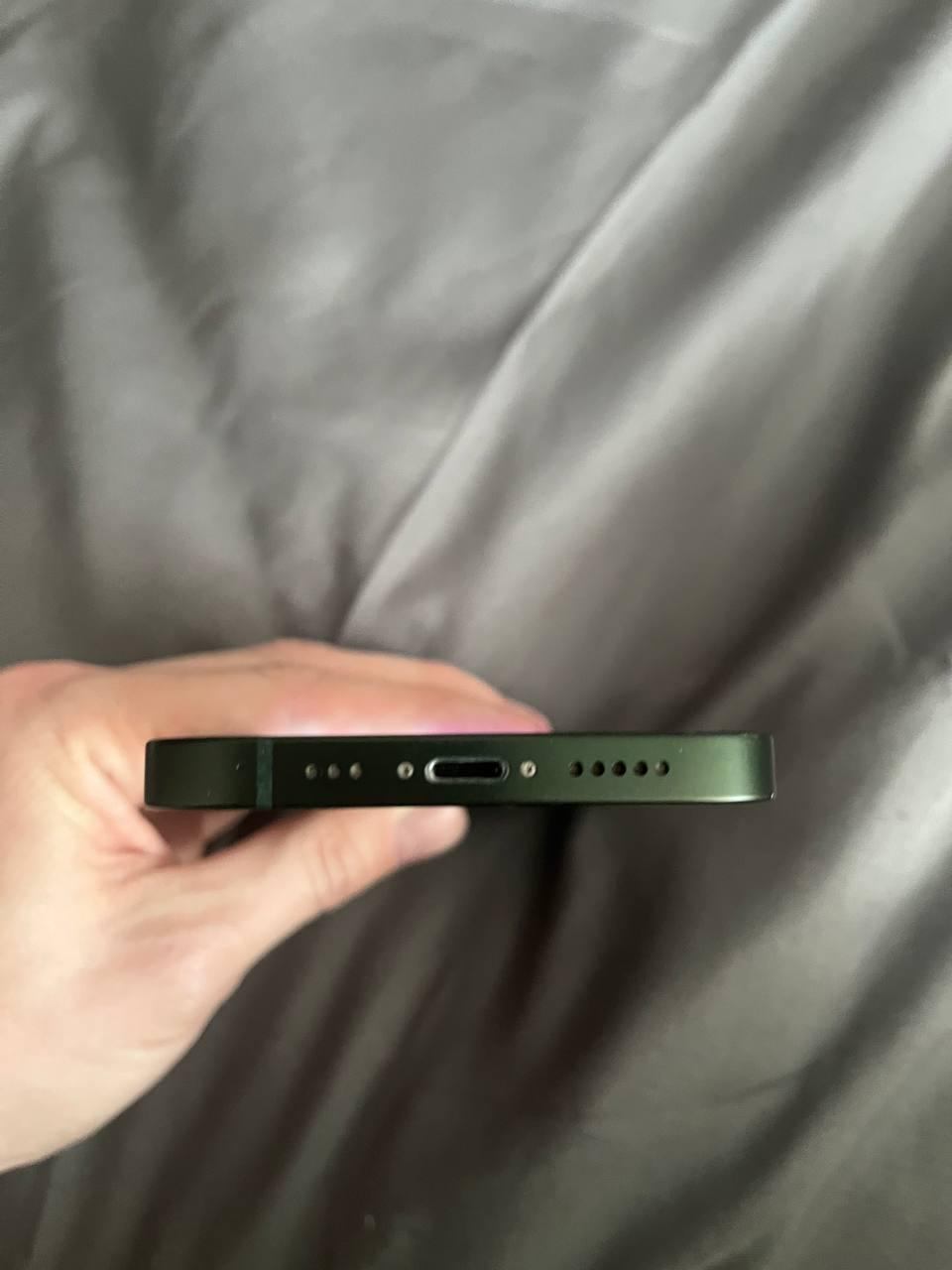 iPhone 13 128gb Green 3